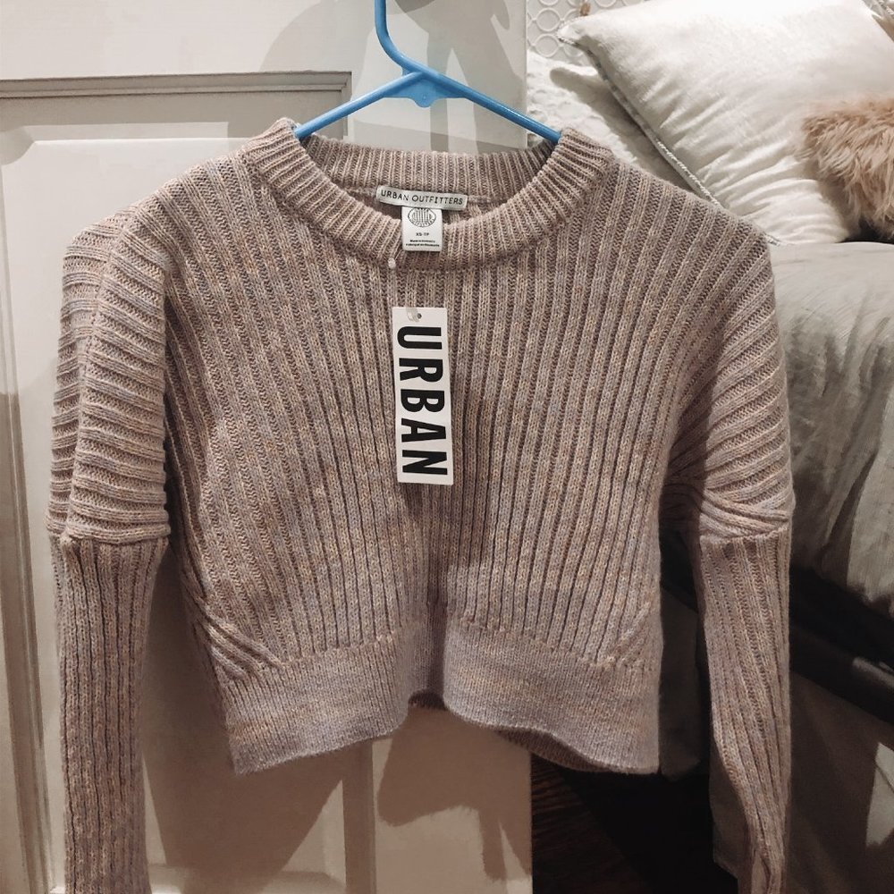 NWT Urban Outfitters Cropped Ribbed Sweater XS
